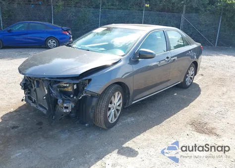 2013 Toyota Camry Xle z USA, uszkodzony, nr VIN 4T4BF1FK3DR287291